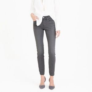 J. Crew Dove Gray 8” Toothpick Mid-Rise Stretchy Skinny Jeans Woman’s Size 26